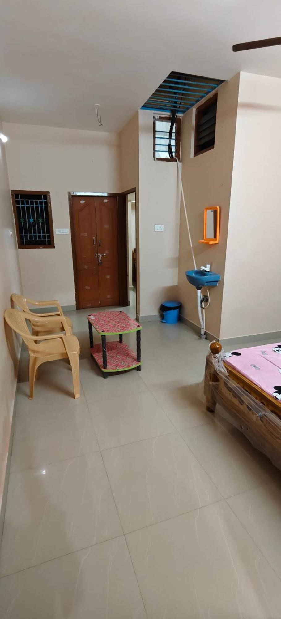 Sri Annai Home Stay I Tiruvannāmalai Buitenkant foto